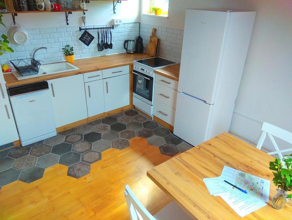 "Stone'S Throw" Krumlov 5 Min By Car, Lipno 15 Min By Car, 2 Bdrooms,Playroom Kájov 外观 照片